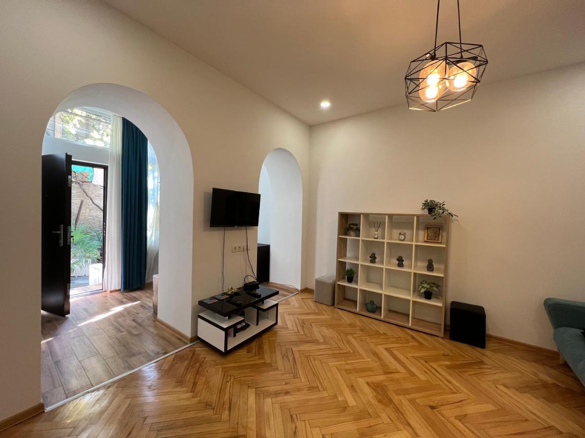 Cosy Apartment In Tbilisi Centre Exteriér fotografie